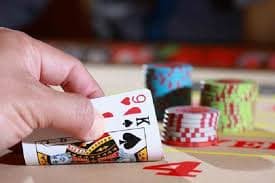 Giao diện game nổ hũ slot trực tuyến trên điện thoại di động tại gemwwin